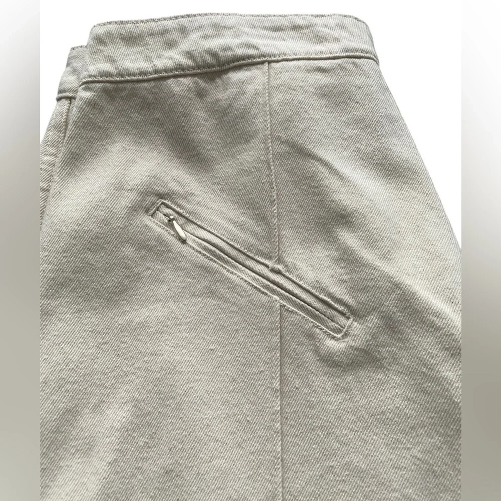 NWT Womens adidas Montreal jeans. Wide leg. Measured 16.5” waist. 31.5” inseam. - Picture 9 of 10